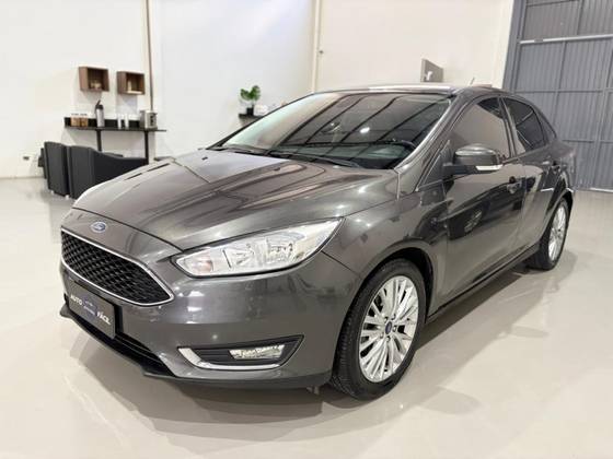 FORD FOCUS 2.0 SE 16V FLEX 4P POWERSHIFT
